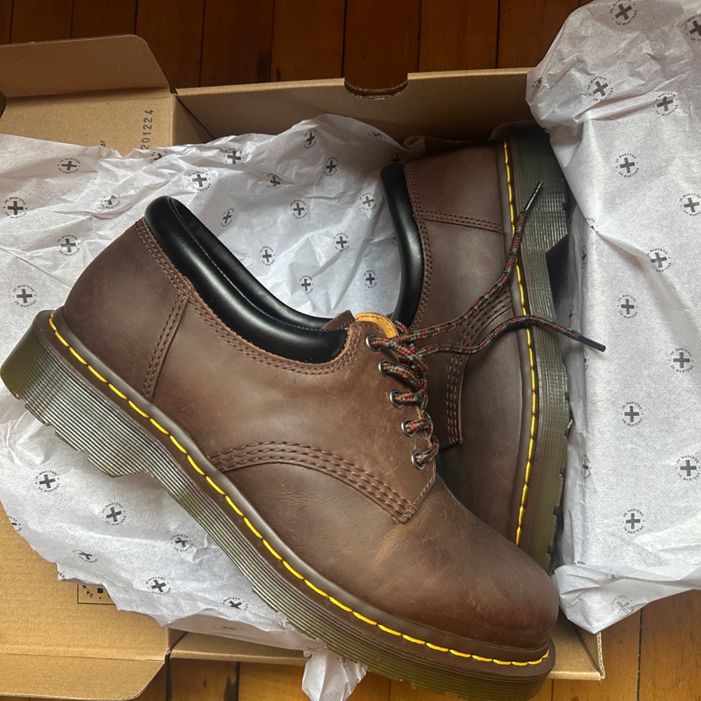 Dr. Martens NWT Brown Lace up Guacho 8053 Crazy Horse Core UK 10 US 12